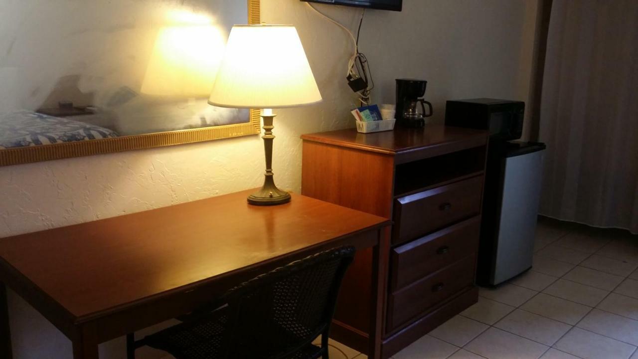 Lake Side Lodge Lake Worth Beach Εξωτερικό φωτογραφία
